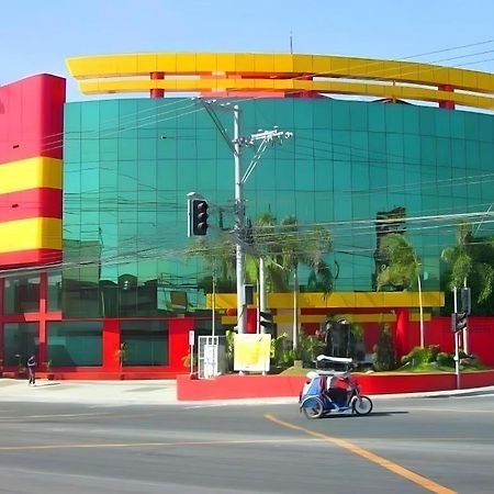 Hotel Sogo Tarlac Zewnętrze zdjęcie