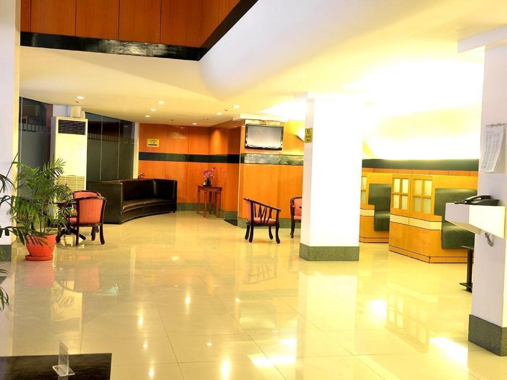 Hotel Sogo Tarlac Zewnętrze zdjęcie