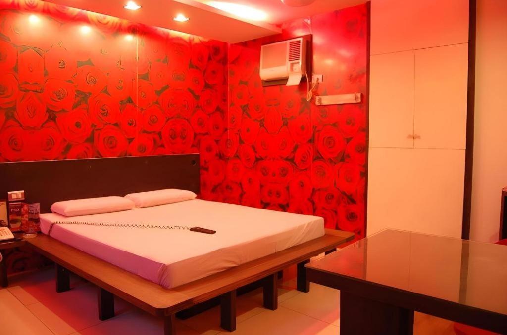 Hotel Sogo Tarlac Zewnętrze zdjęcie