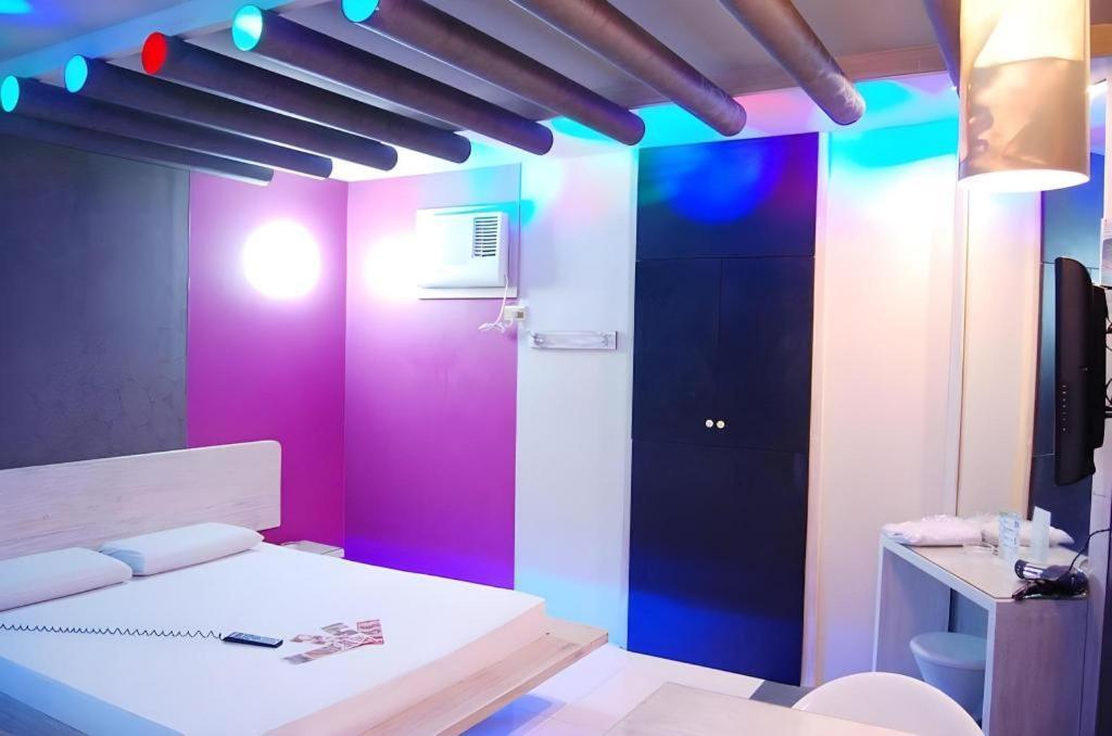 Hotel Sogo Tarlac Zewnętrze zdjęcie