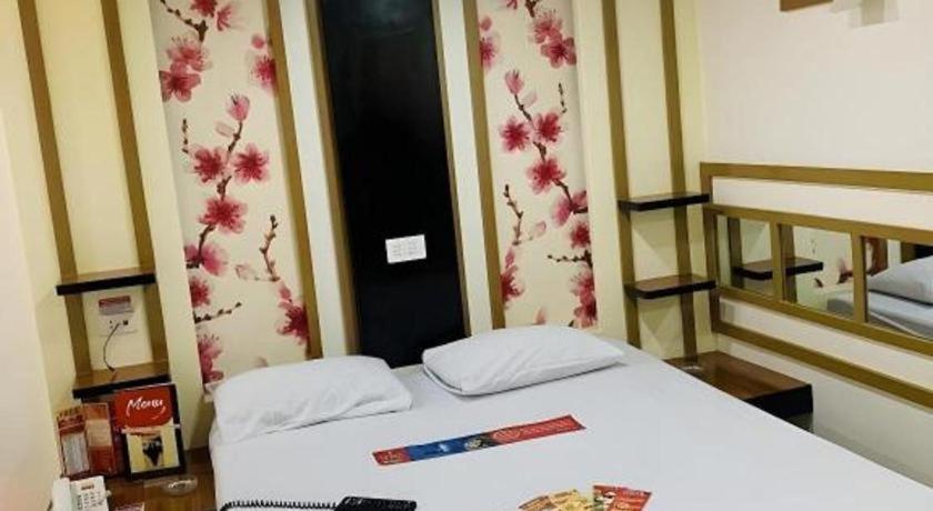 Hotel Sogo Tarlac Zewnętrze zdjęcie