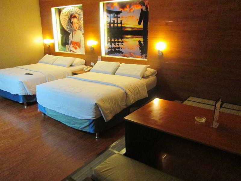 Hotel Sogo Tarlac Zewnętrze zdjęcie
