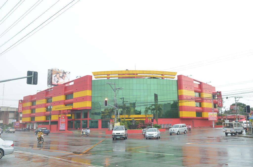 Hotel Sogo Tarlac Zewnętrze zdjęcie